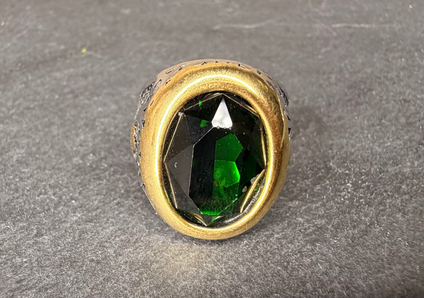 Emerald Money Djinn Ring | Wealth, Prosperity and Money Magnet Talisman | Jinn Infused Ring for Abundance, Business Success and Growing Riches